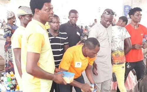 Food Support: Love At Christmas 2019 image 10