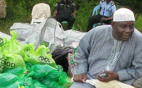 Food Support: Love At Christmas 2019 image 11